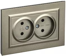 Розетка 2-местная IEK BRITE 10А в сб. РС12-2-БрШ BR-R20-10-K37-F 