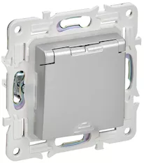 Розетка 1-местная IEK SKANDY 16А IP44 SK-R11S SK-R16-16-44-K23