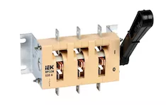 Выключатель-разъединитель ВР32И-39A30220 630А GENERICA SRK01-100-630