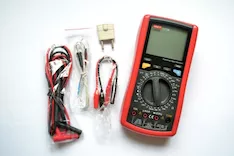Мультиметр UNI-T UT70A