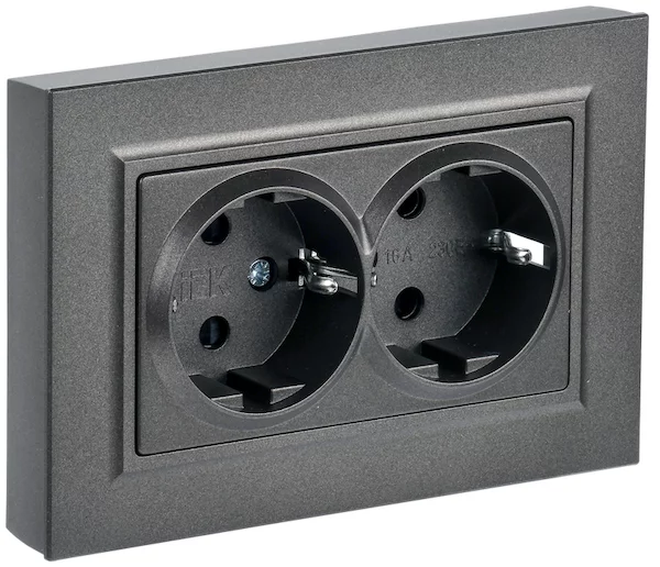 Розетка 2-местная IEK BRITE 16А в сб. РСш12-3-БрТБ BR-R24-16-K45-F 