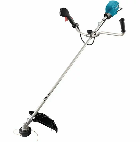 Аккумуляторная мотокоса Makita UR006GZ06
